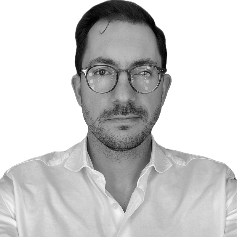 Oliver von Lindeiner - Director Teams & Experts