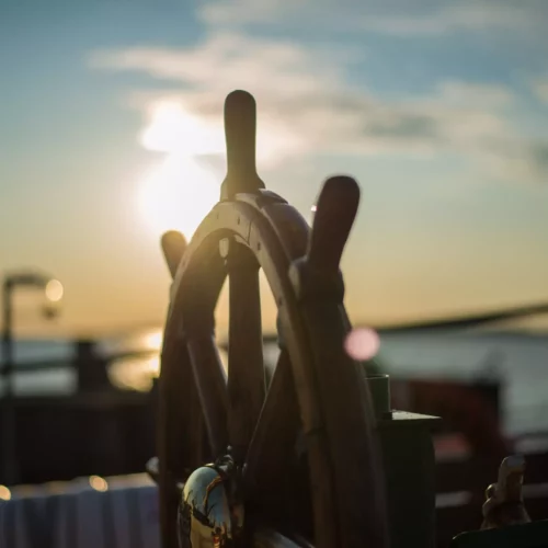 maximilian-weisbecker-Esq0ovRY-Zs-unsplash